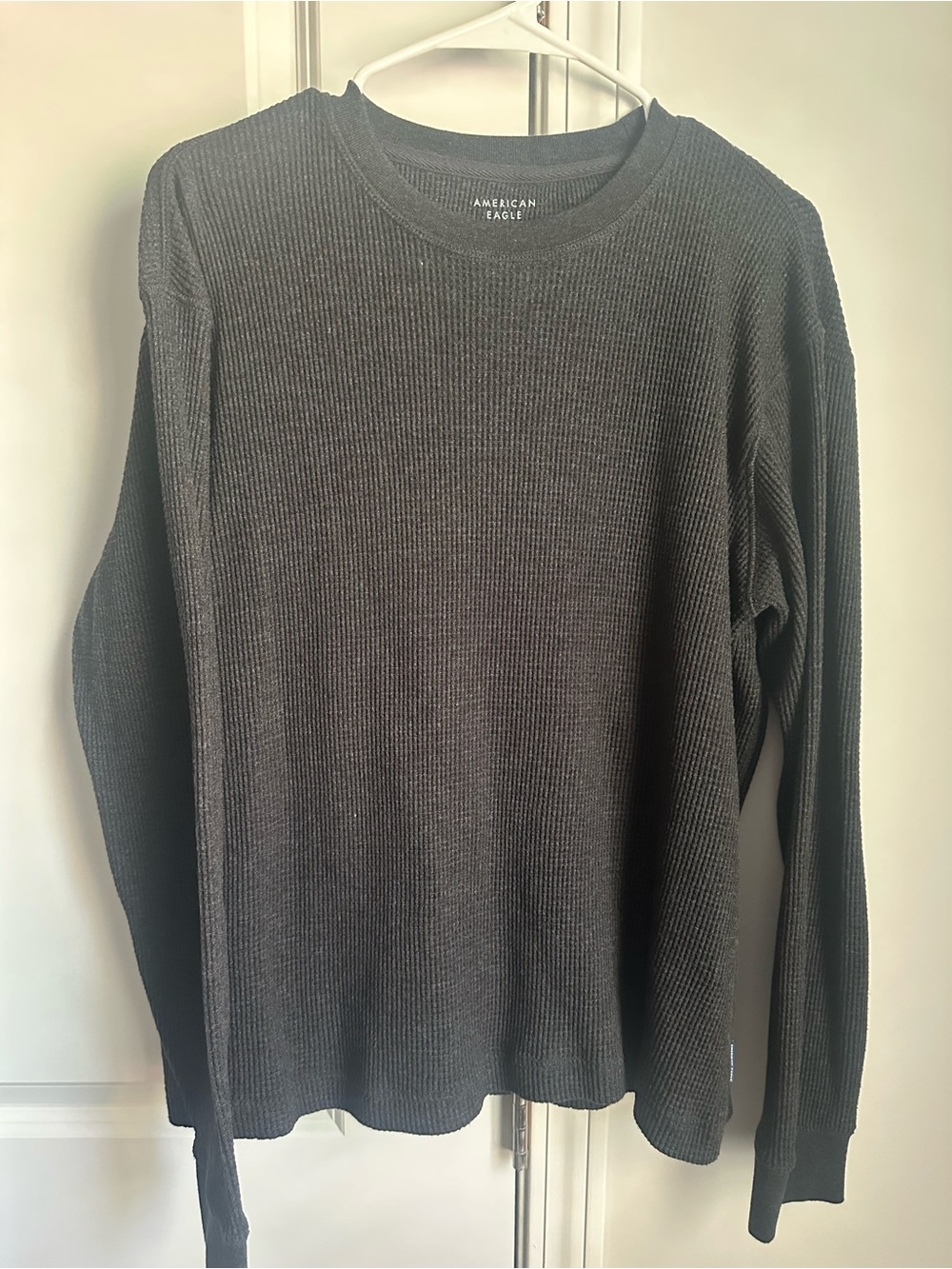 American Eagle Outfitters Men's Gray Waffle Knit Long-Sleeve Sweater